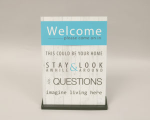 Welcome Sign –  White Barnboard & blue