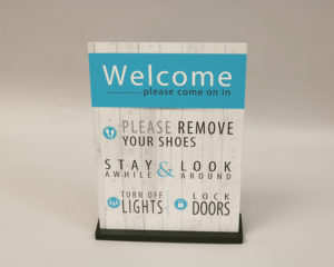 Welcome Sign –  White Barnboard & blue